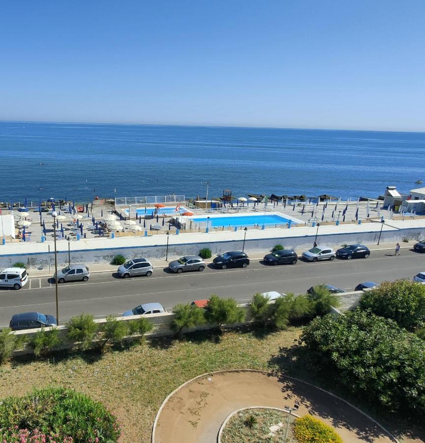 Seafront Suites 바리 외부 사진